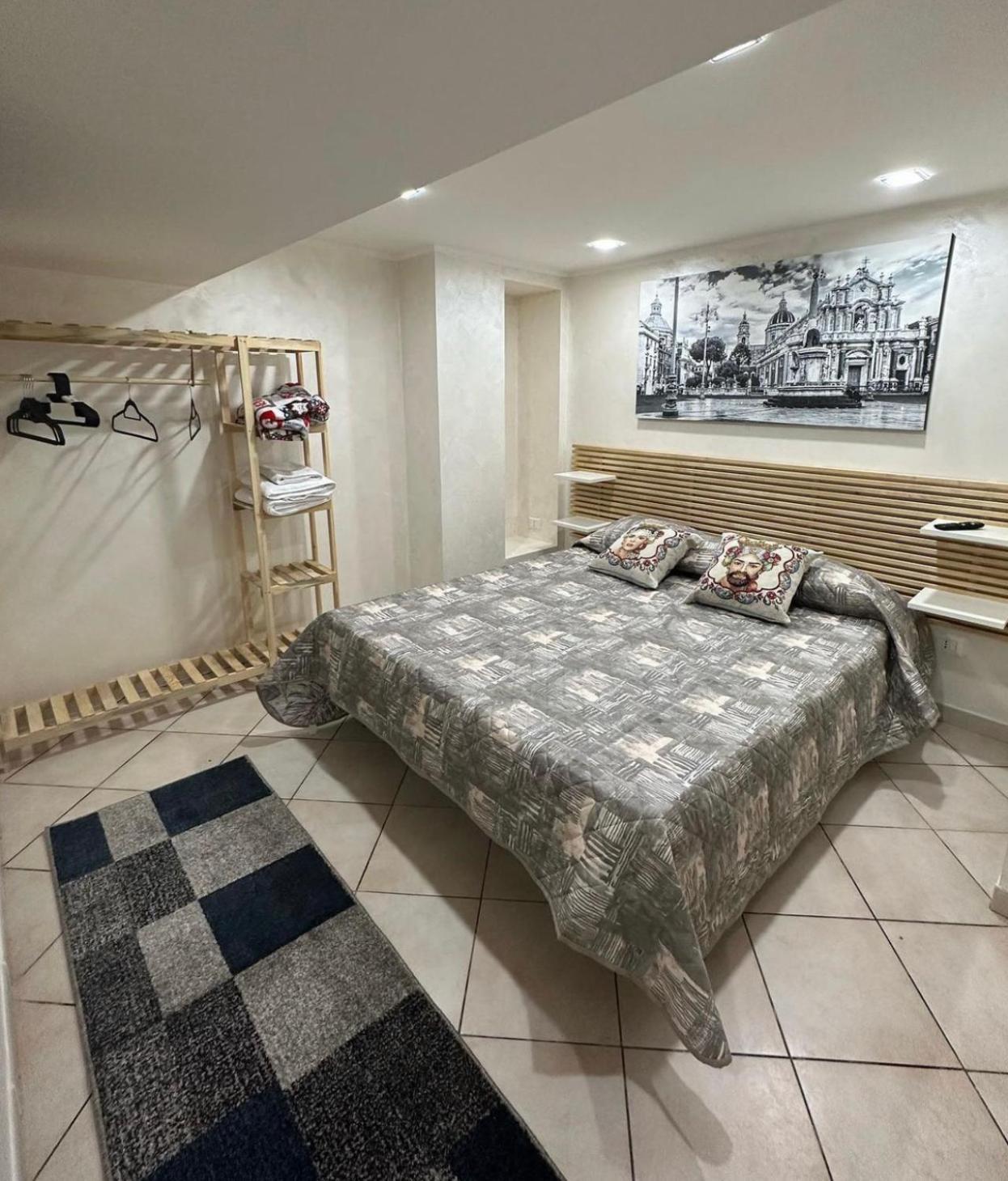 Lory House Apartment Aeroporto di Catania Fontana Rossa Esterno foto
